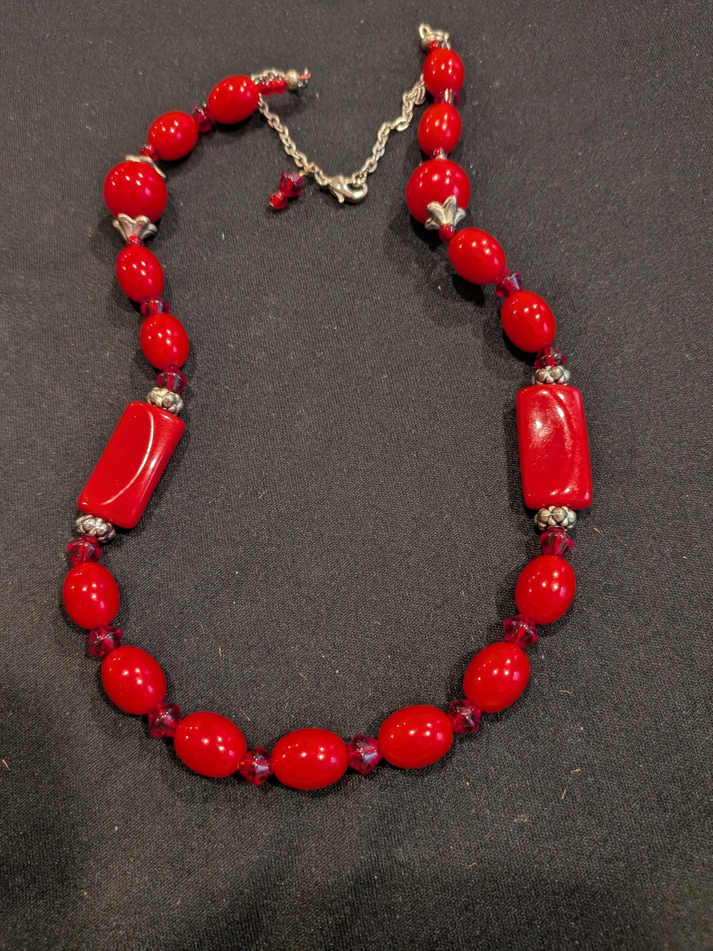Red Beaded Statement Necklace 10"- Women Jewelry